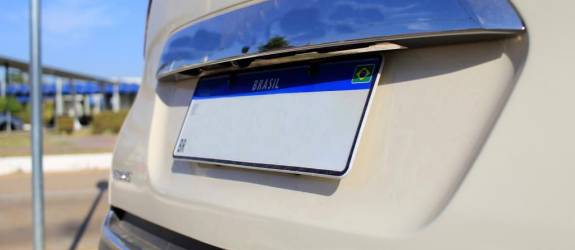Saiba o que fazer em caso de dano ou perda da placa do veículo