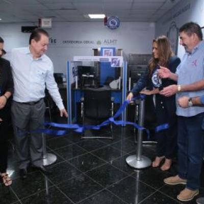 ALMT amplia inclusão com guichê para atendimento à comunidade surda - Notícias - Mato Grosso digital