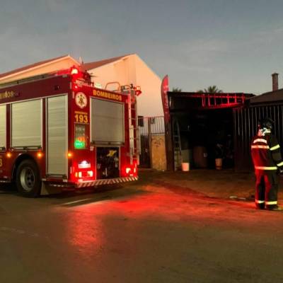 Bombeiros combatem incêndio provocado por curto circuito em restaurante - Notícias - Mato Grosso digital