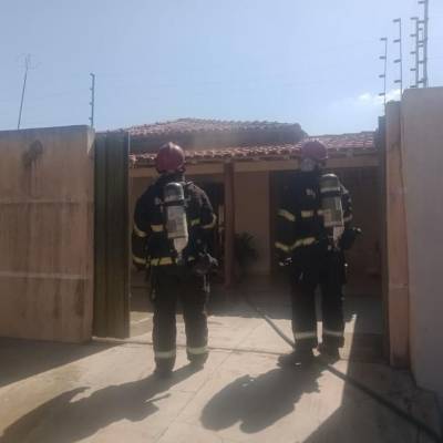 Bombeiros Militares combatem incêndio em residência em Rondonópolis - Notícias - Mato Grosso digital