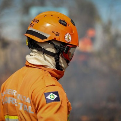 Corpo de Bombeiros combate 18 incêndios florestais neste sábado (29) - Notícias - Mato Grosso digital