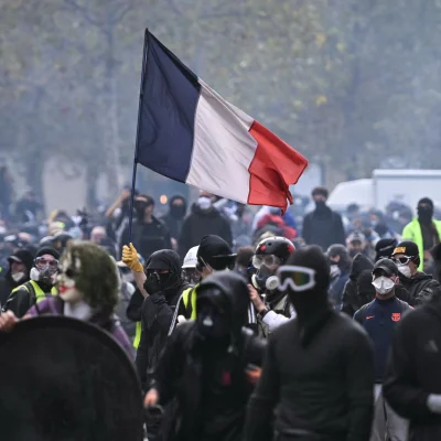 França impõe toque de recolher após protestos violentos em todo o país - Notícias - Mato Grosso digital