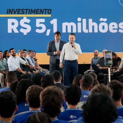 Governador anuncia licitação e 100% das escolas estaduais terão quadras - Notícias - Mato Grosso digital