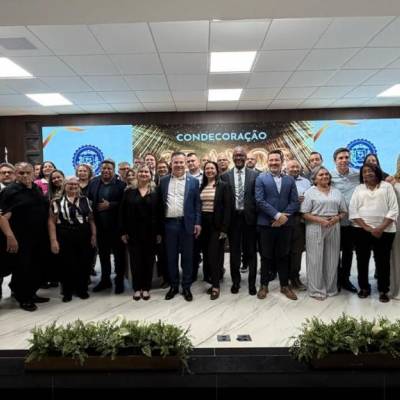 Governo de MT homenageia servidores que completaram 25 anos de carreira - Notícias - Mato Grosso digital