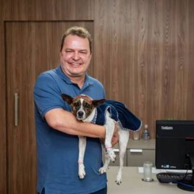 Max Russi destina R$ 150 mil para castração de animais em Cáceres - Notícias - Mato Grosso digital