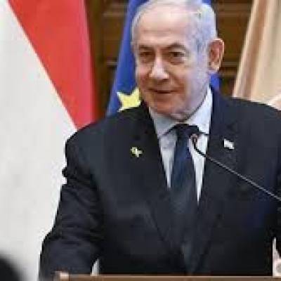 Netanyahu diz que Macron comete 