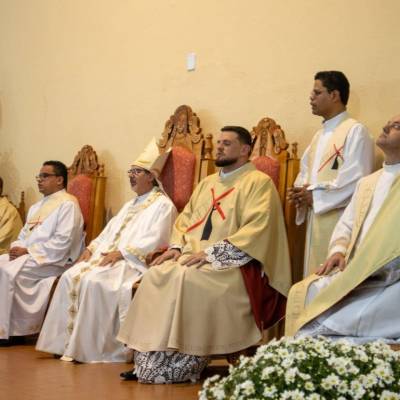 Nova Brasilândia empossa novo pároco em cerimônia com lideranças políticas - Notícias - Mato Grosso digital