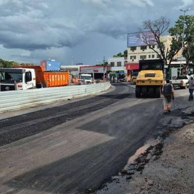 Obras do BRT seguem com execução de nova camada de asfalto na Prainha - Notícias - Mato Grosso digital