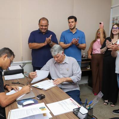 Prefeitura avança com PCCS da Saúde e dos garis na Câmara Municipal - Notícias - Mato Grosso digital