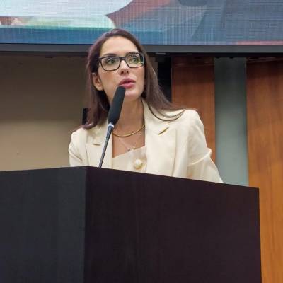 Projeto de deputada cria política para atrair jovens à docência e fortalecer - Notícias - Mato Grosso digital