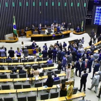 Saidinhas, agrotóxicos e outros: Congresso adia análise de 12 vetos - Notícias - Mato Grosso digital