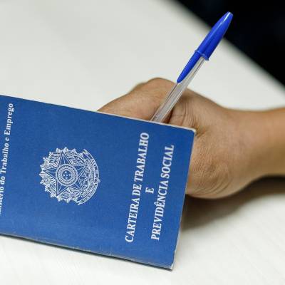 Sine Municipal tem 26 vagas para servente de obras mais 413 oportunidades - Notícias - Mato Grosso digital