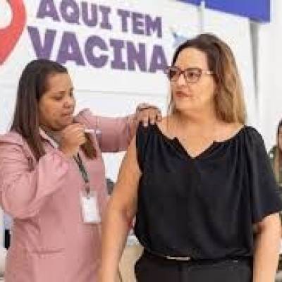 Vacinação nos shoppings recebe elogios e amplia imunização - Notícias - Mato Grosso digital