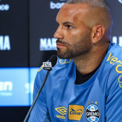 Weverton fala em ambição no Grêmio e cita Fábio como exemplo - Notícias - Mato Grosso digital