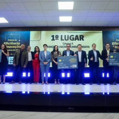 Governador entrega prêmio a servidores que criaram práticas de eficiência no serviço público - Notícias - Mato Grosso digital