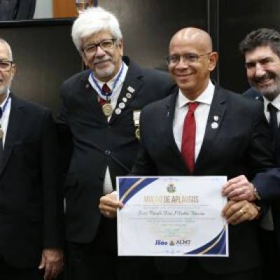 Maçons são homenageados com honrarias - Notícias - Mato Grosso digital
