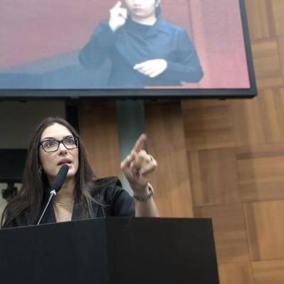 “O governo não gosta de servidor”: deputada critica tentativa de barrar reajuste do Judiciário - Notícias - Mato Grosso digital